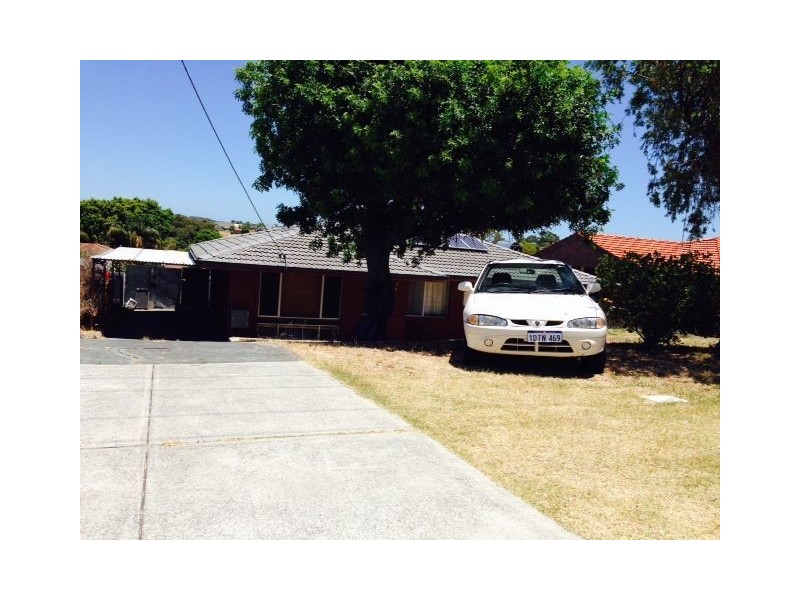 11 Malcolm Street, Spearwood WA 6163