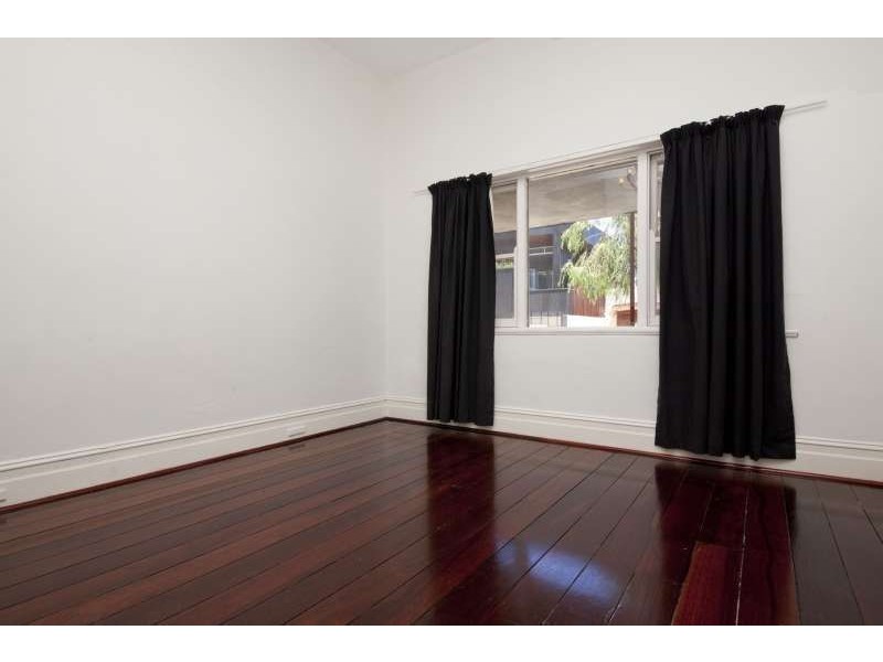 18 Rose Street, South Fremantle WA 6162
