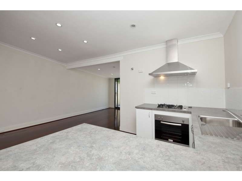18 Rose Street, South Fremantle WA 6162