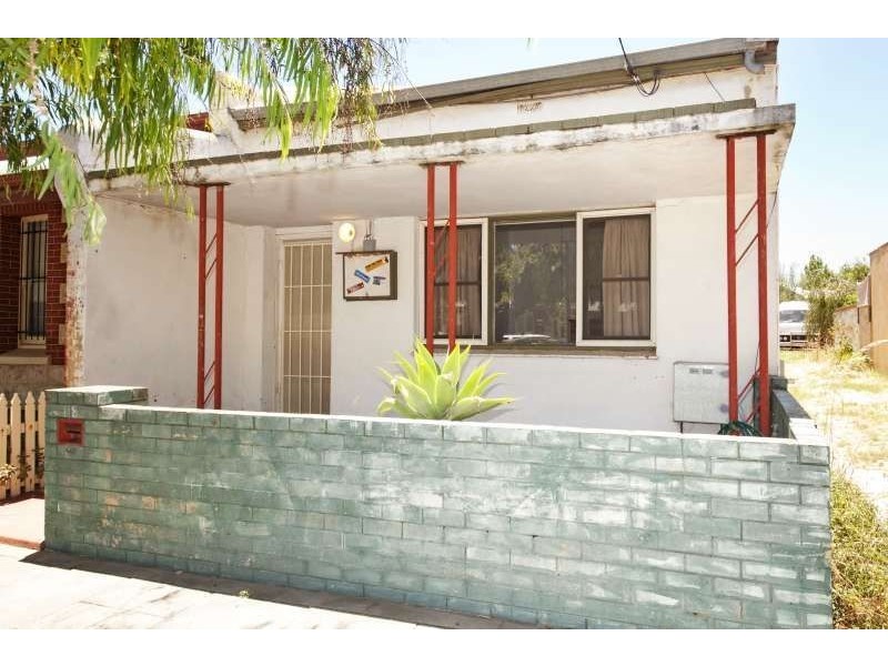 18 Rose Street, South Fremantle WA 6162