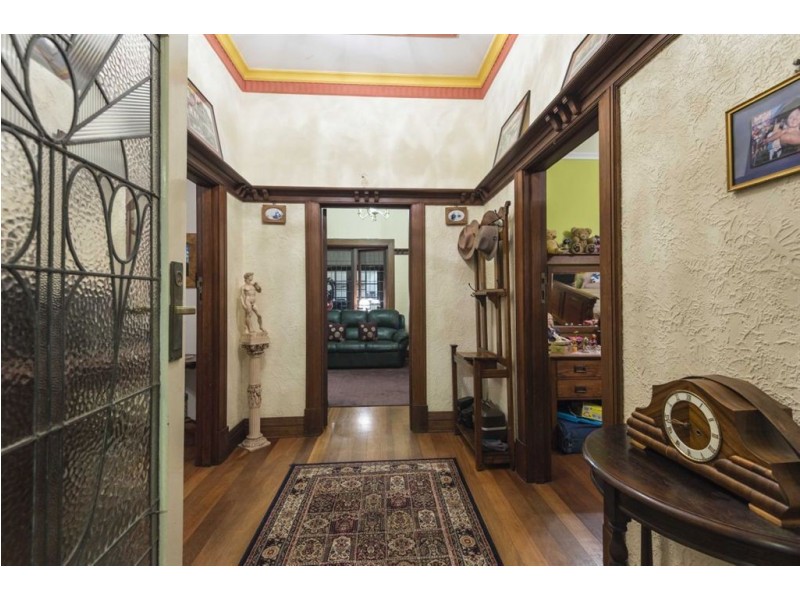 286 South Street, White Gum Valley WA 6162