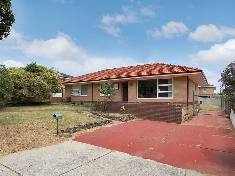 31 Helen Street, Hamilton Hill WA 6163