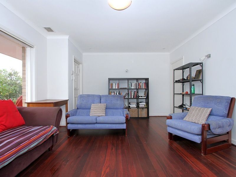 31 Helen Street, Hamilton Hill WA 6163