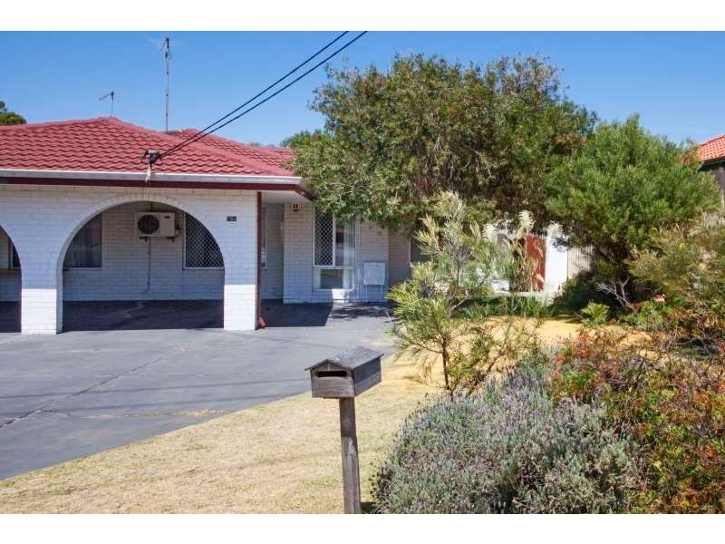 72b Davilak Avenue, Hamilton Hill WA 6163