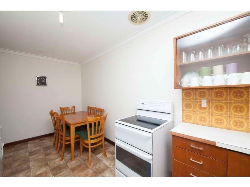 72b Davilak Avenue, Hamilton Hill WA 6163