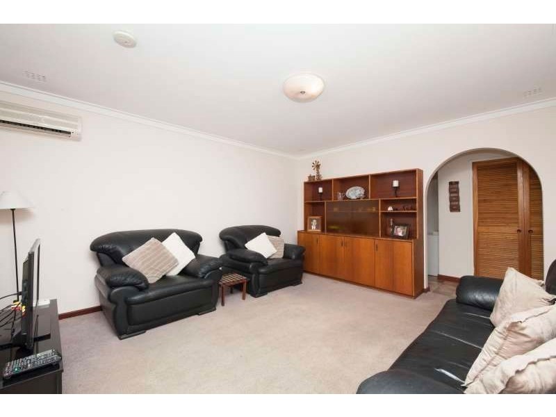 72b Davilak Avenue, Hamilton Hill WA 6163