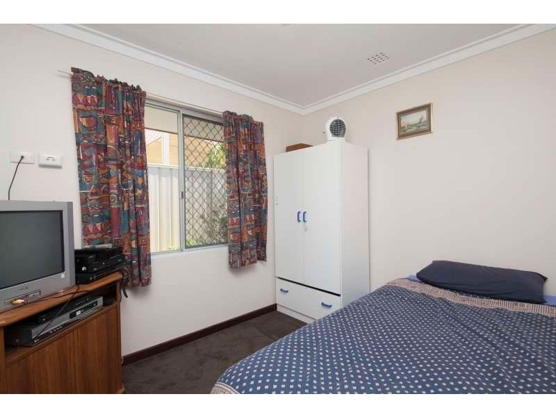 72b Davilak Avenue, Hamilton Hill WA 6163