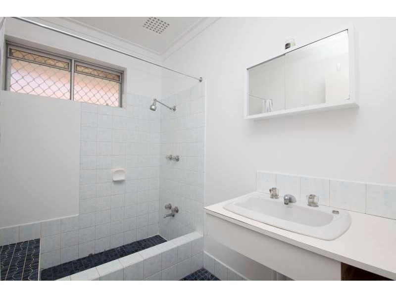 72b Davilak Avenue, Hamilton Hill WA 6163