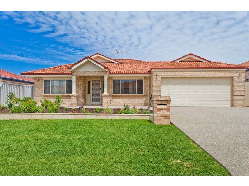 16 Husk Parade, Coogee WA 6166