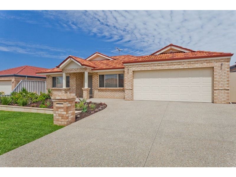 16 Husk Parade, Coogee WA 6166