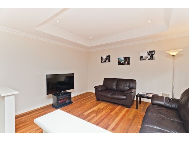 16 Husk Parade, Coogee WA 6166