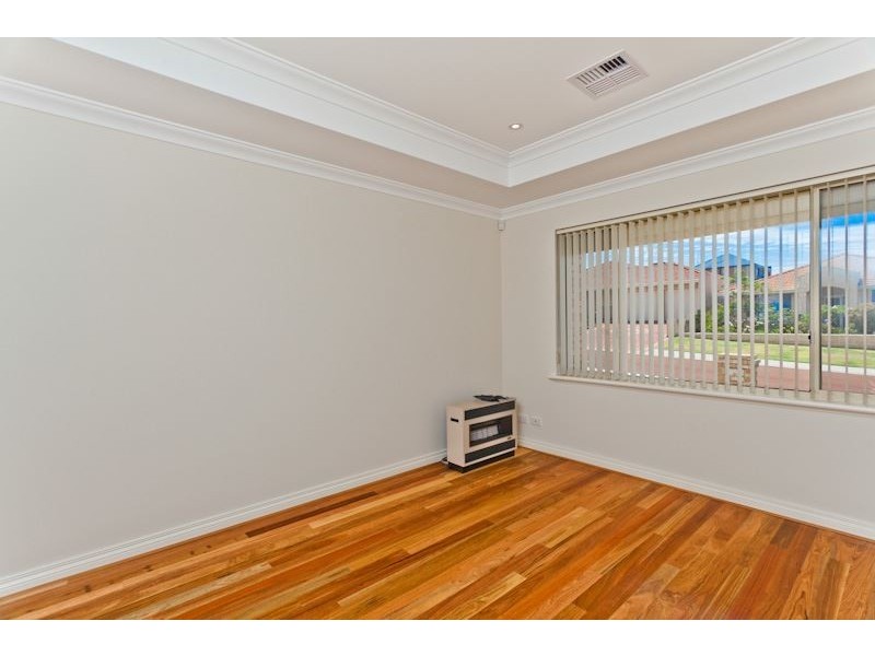16 Husk Parade, Coogee WA 6166