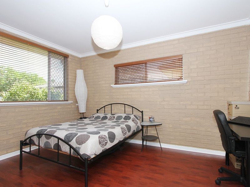 60 Malvolio Road, Coolbellup WA 6163