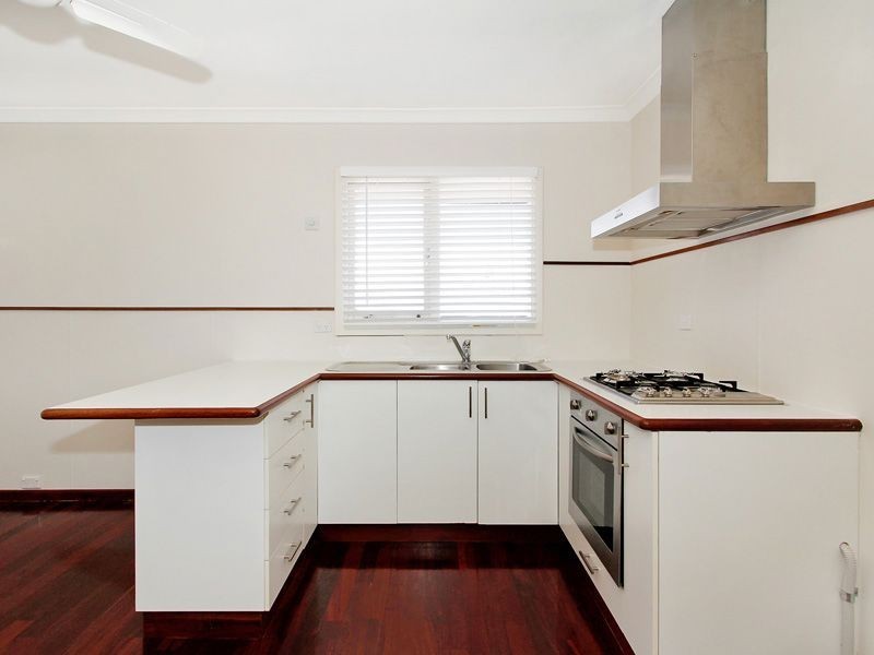 253 Winterfold Road, Coolbellup WA 6163