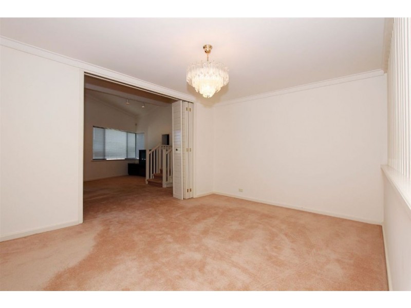 29 Chesham Way, Hamilton Hill WA 6163