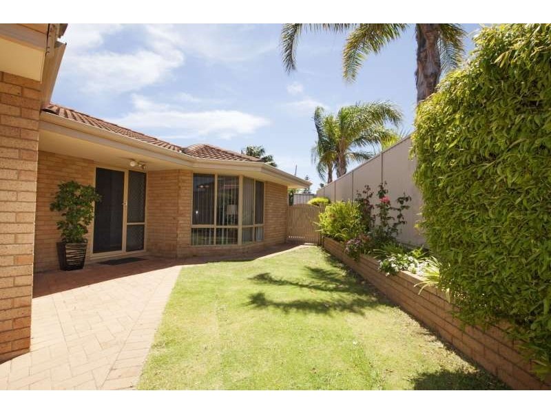 10b Korel Place, Coogee WA 6166