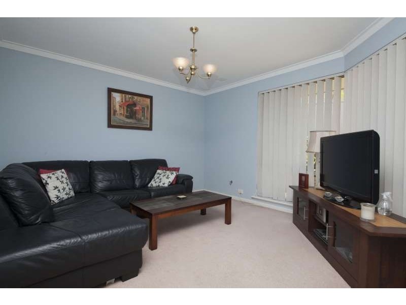 10b Korel Place, Coogee WA 6166