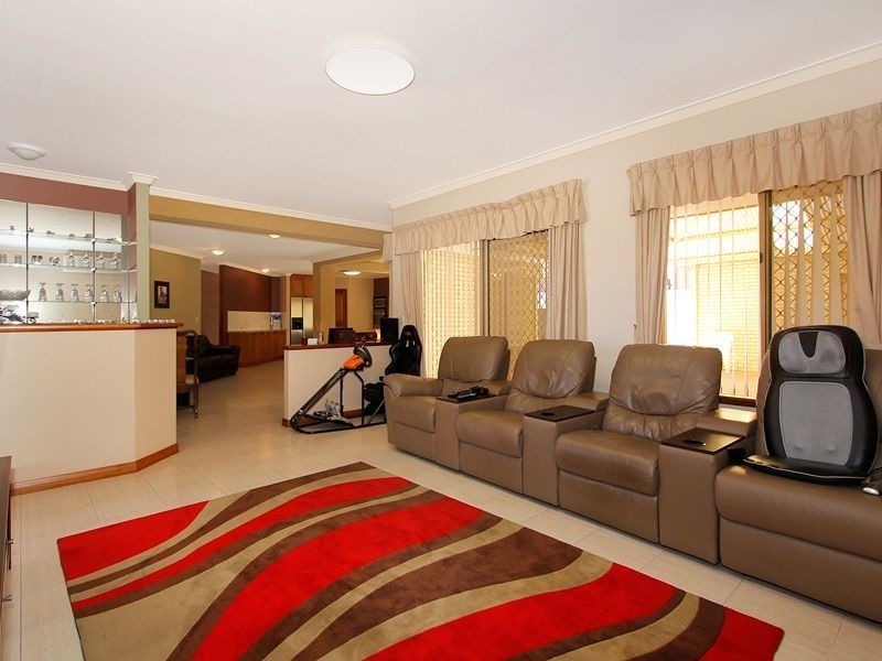 4 Stevenson Way, Spearwood WA 6163