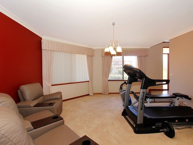 4 Stevenson Way, Spearwood WA 6163