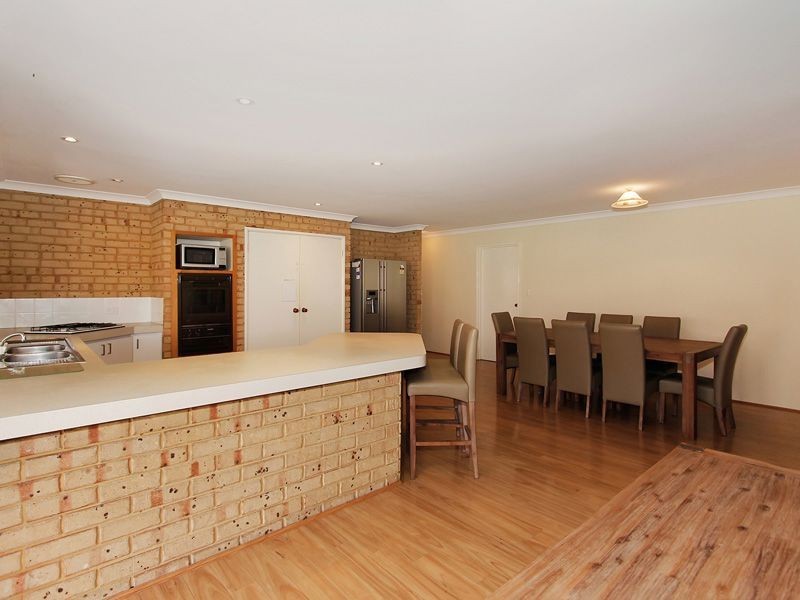 10 Marigold Place, Yangebup WA 6164