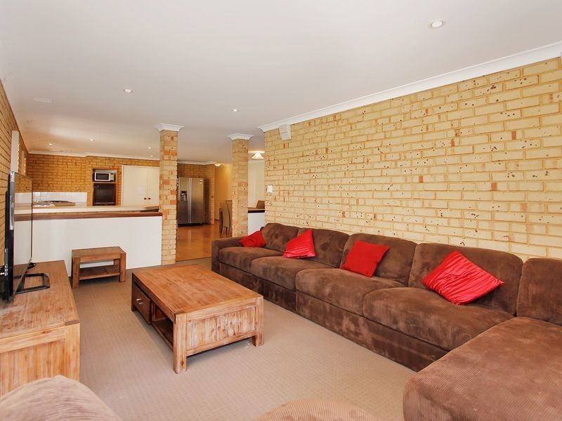 10 Marigold Place, Yangebup WA 6164