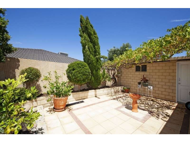 45 Mayor Road, Coogee WA 6166