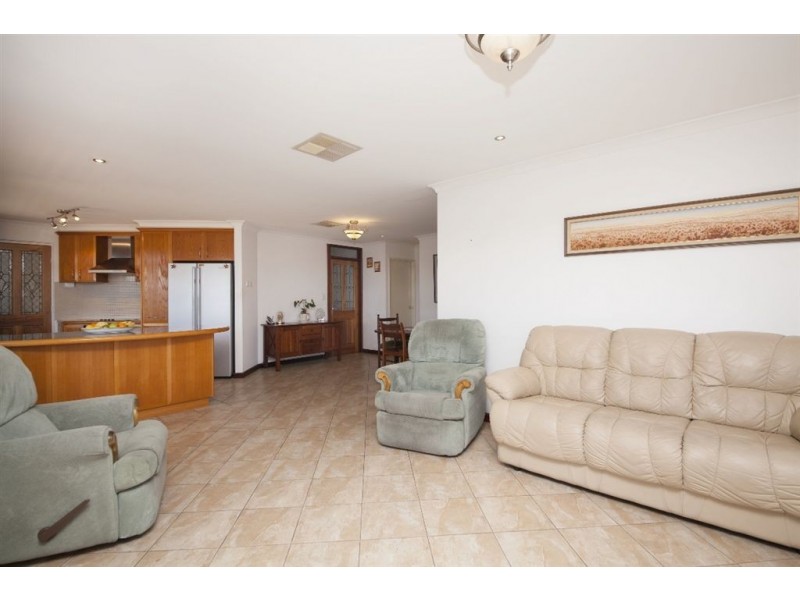 45 Mayor Road, Coogee WA 6166