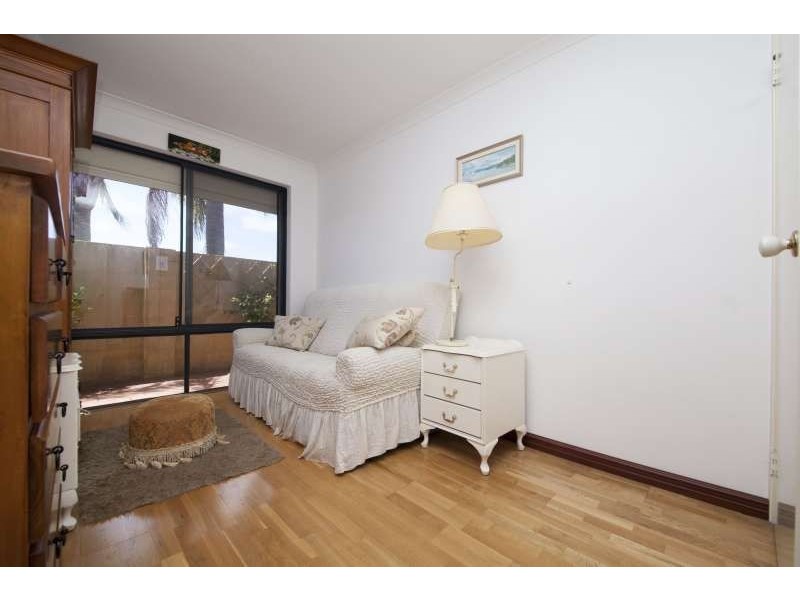 45 Mayor Road, Coogee WA 6166