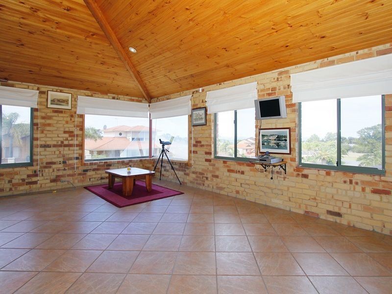 21 Arlington Loop, Coogee WA 6166