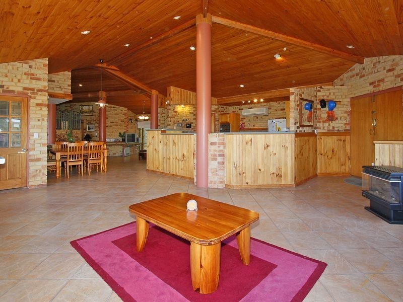 21 Arlington Loop, Coogee WA 6166