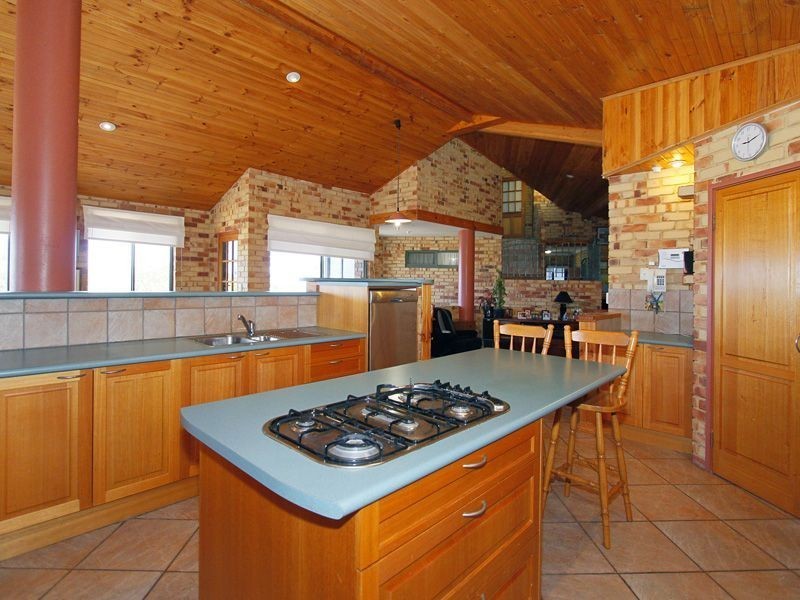 21 Arlington Loop, Coogee WA 6166