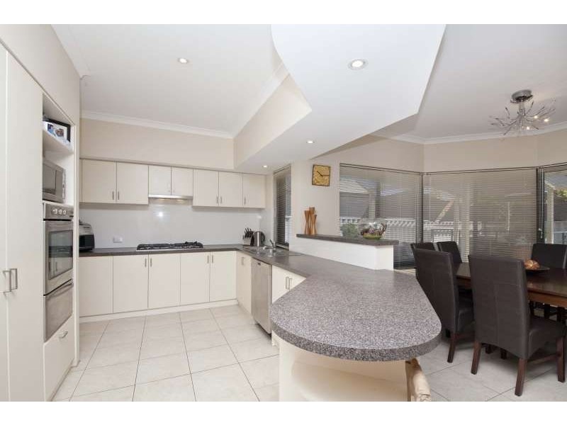 3 Zukova Close, Spearwood WA 6163