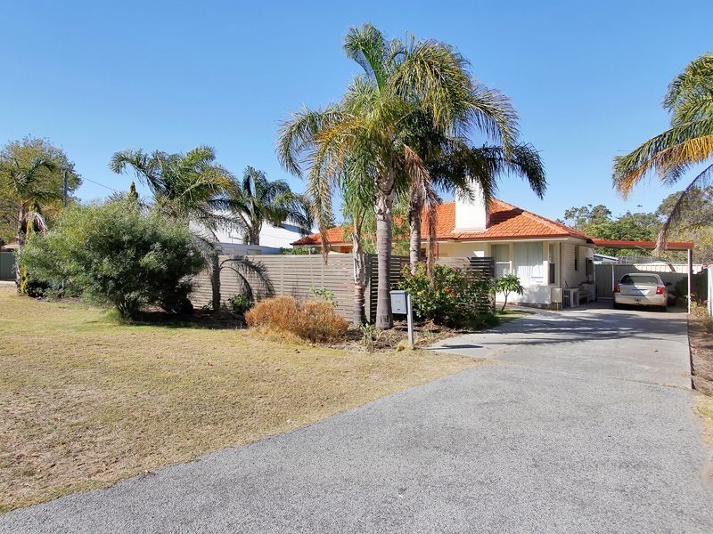 12 Williams Road, Coolbellup WA 6163