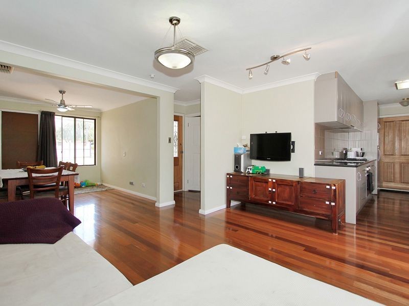 25 Willshire Way, Yangebup WA 6164