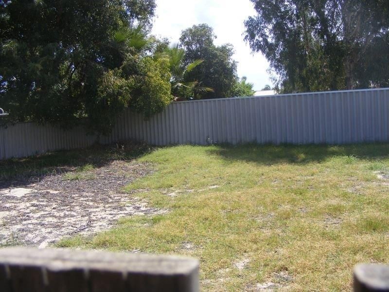 3 McLernon Place, South Lake WA 6164