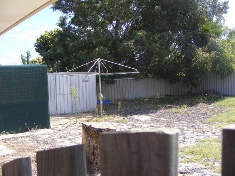 3 McLernon Place, South Lake WA 6164