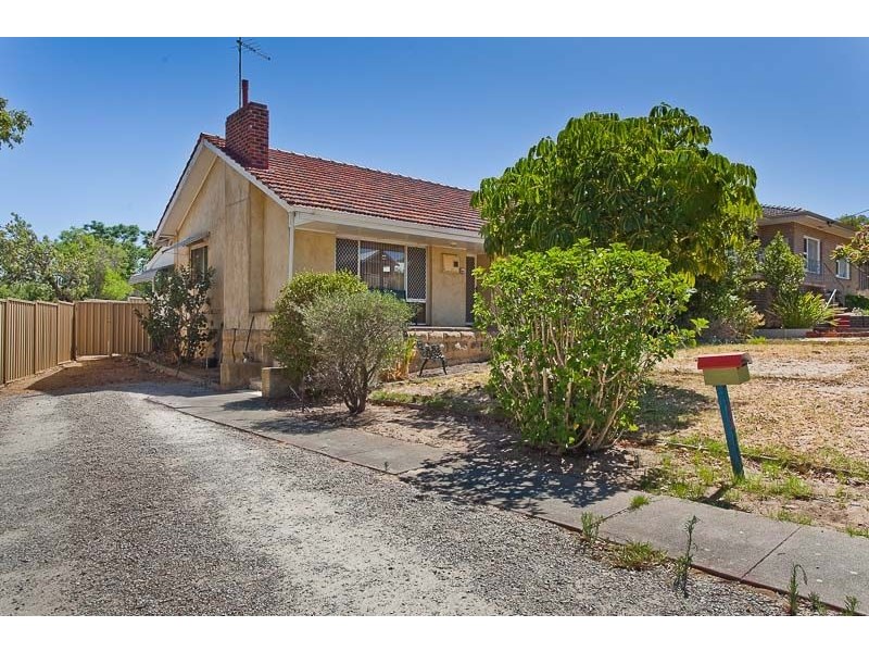 148 Samson Street, White Gum Valley WA 6162