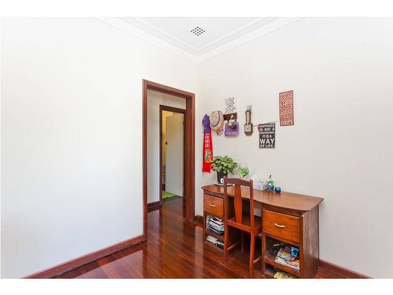 148 Samson Street, White Gum Valley WA 6162