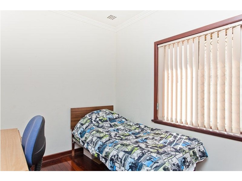 148 Samson Street, White Gum Valley WA 6162