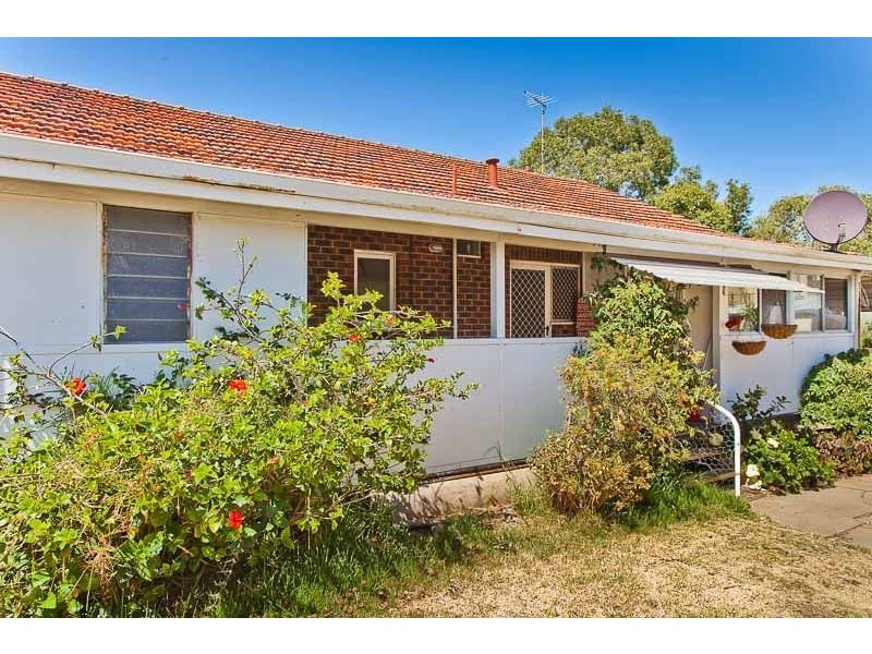 148 Samson Street, White Gum Valley WA 6162