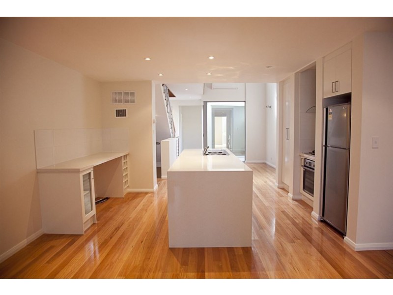 a/322 South Terrace, South Fremantle WA 6162