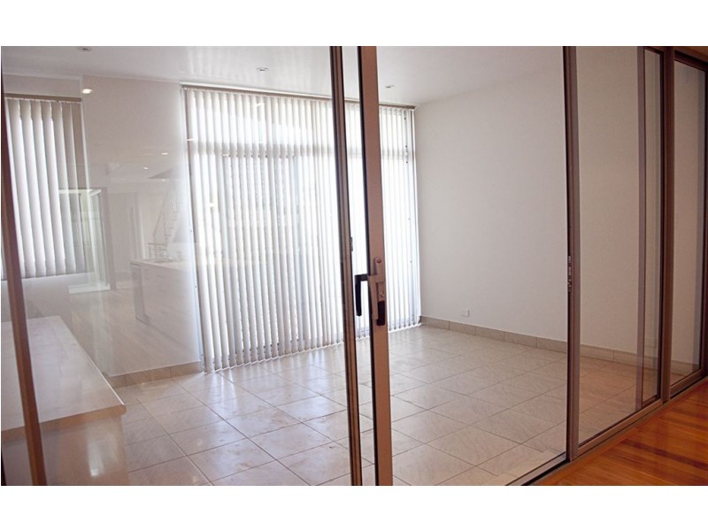 a/322 South Terrace, South Fremantle WA 6162