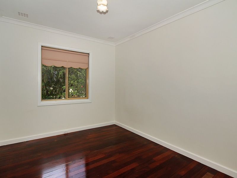 28 Quinlan Street, Coolbellup WA 6163