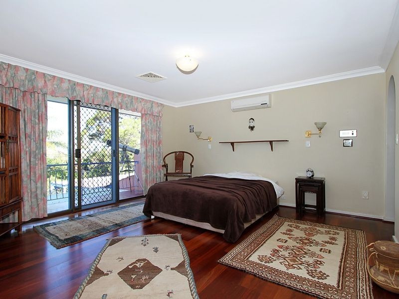22 Cameron Way, Kardinya WA 6163