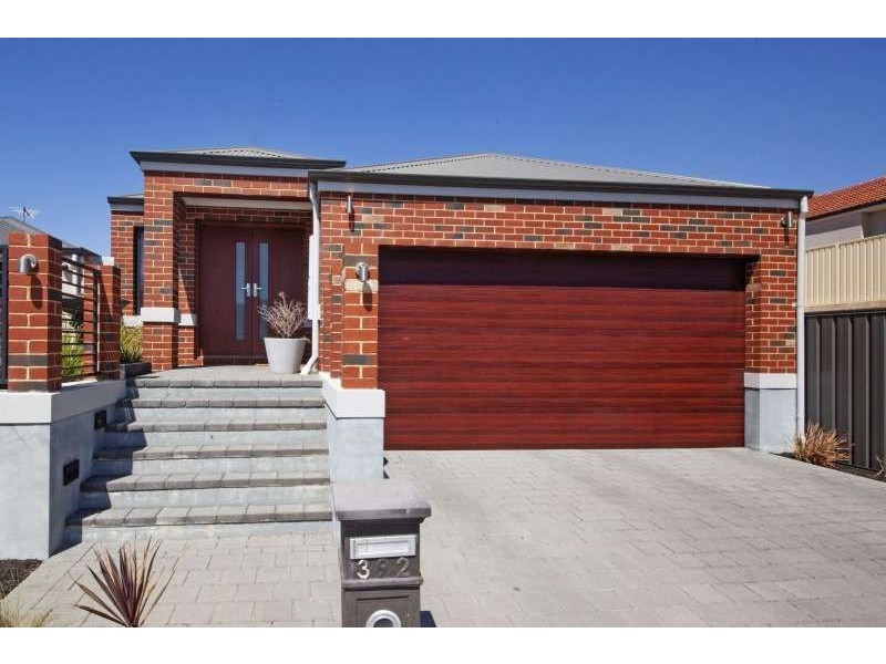 392 Hamilton Road, Munster WA 6166