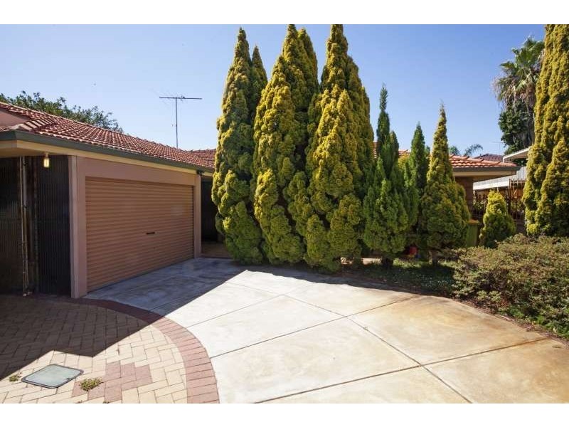 7 Austen Street, Munster WA 6166