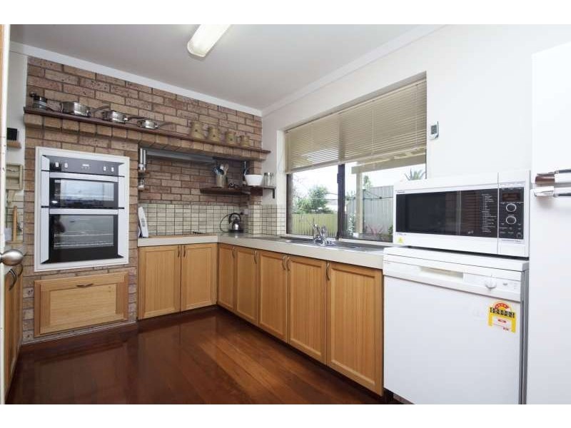 7 Austen Street, Munster WA 6166