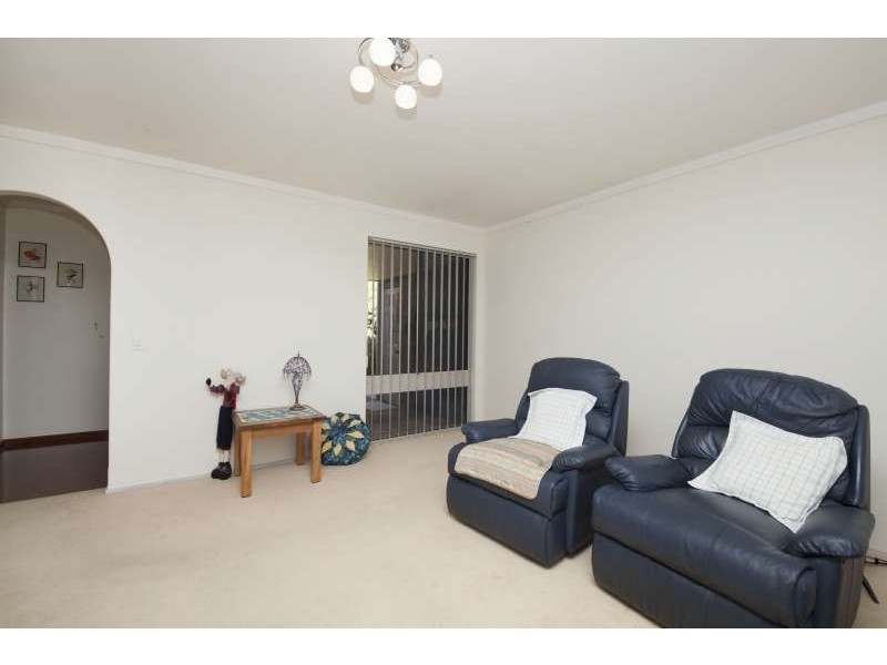 7 Austen Street, Munster WA 6166