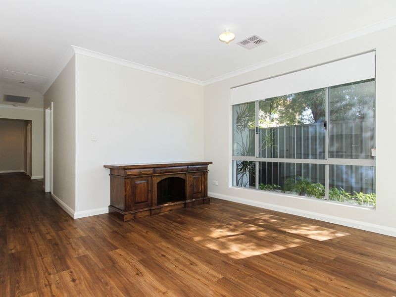 72A Gibson Street, Beaconsfield WA 6162