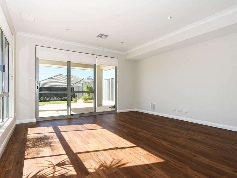 72A Gibson Street, Beaconsfield WA 6162